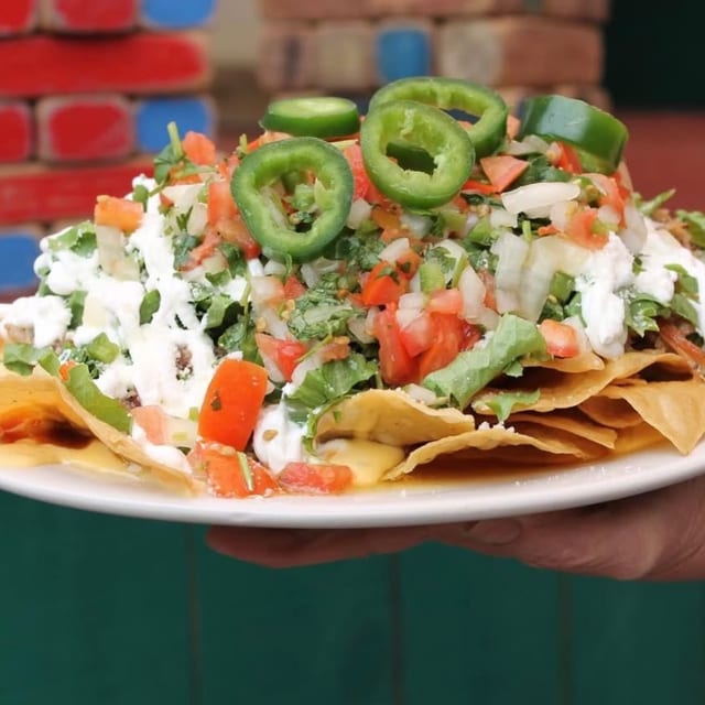 Nachos w. Pork.