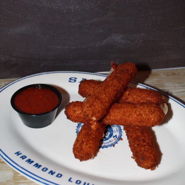 Mozerella Sticks.