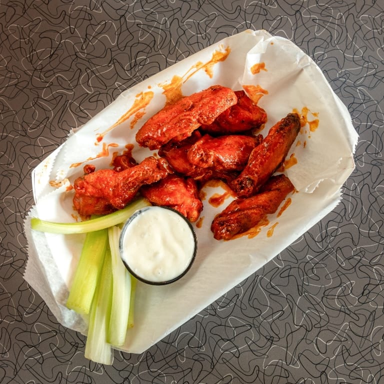 Delicious Chicken Wings: A Crowd Favorite